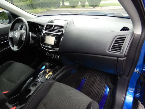 Used 2015 Mitsubishi Outlander Sport SE FWD image 19