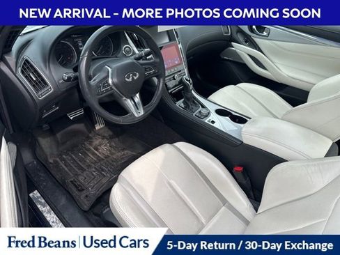 Used 2017 INFINITI Q60 Red Sport 400 image 17