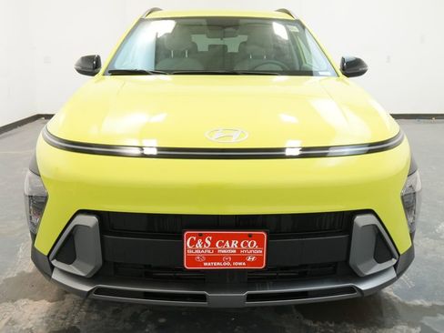 New 2026 Hyundai Kona SEL Premium image 2