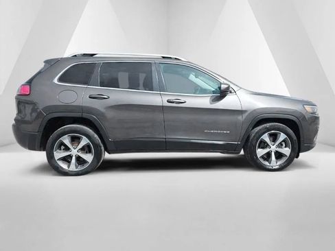 Used 2019 Jeep Cherokee Limited AWD/4WD image 9