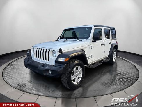 Used 2019 Jeep Wrangler Unlimited Sport S image 1