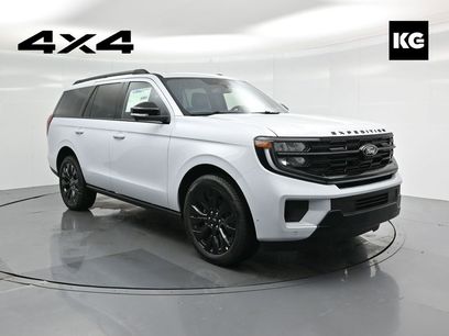 New 2025 Ford Expedition Platinum w/ Stealth Appearance Package