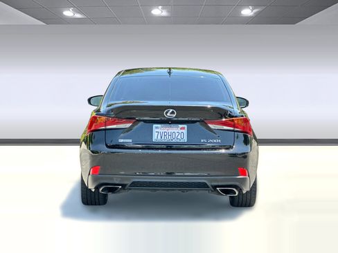 Used 2017 Lexus IS 200t F Sport RWD image 9