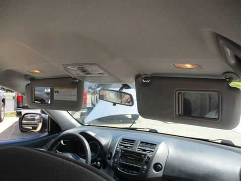 Used 2011 Toyota RAV4 4WD w/ Base L4 Extra Value Pkg image 29