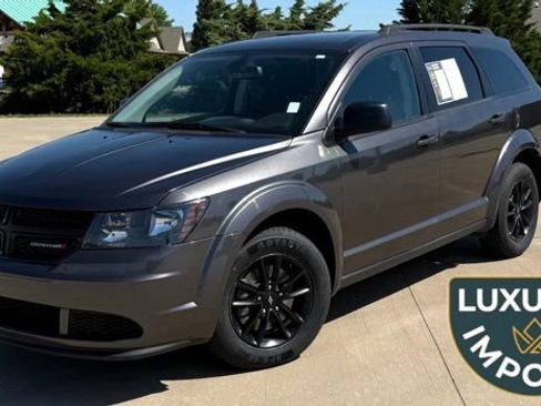 Used 2020 Dodge Journey SE w/ SE Popular Equipment Group FWD image 1