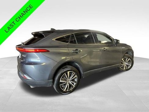 Used 2021 Toyota Venza LE AWD/4WD image 6