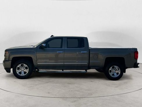 Used 2017 Chevrolet Silverado 1500 LTZ Z71 w/ LTZ Plus Package AWD/4WD image 8