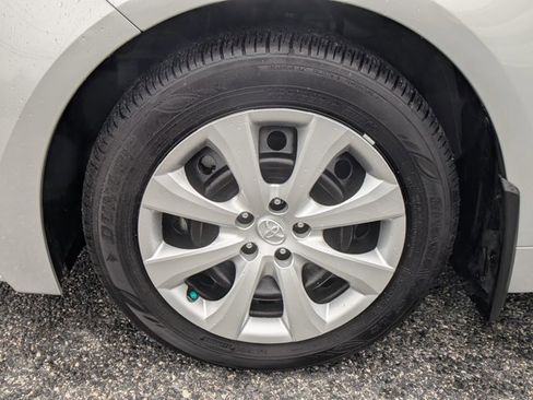 Used 2024 Toyota Corolla LE image 23