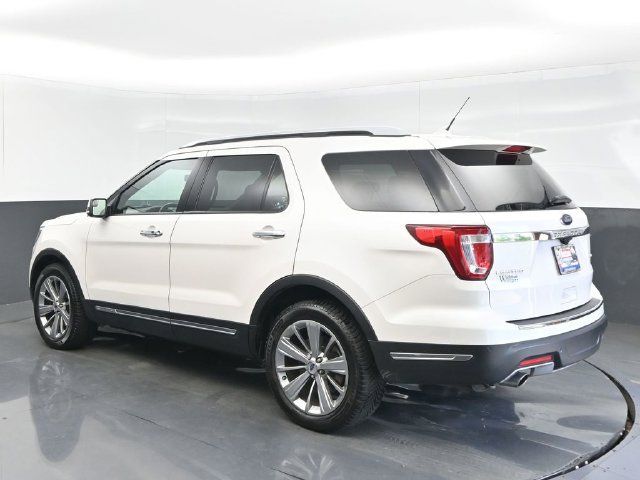 Used 2018 Ford Explorer Limited AWD/4WD image 3
