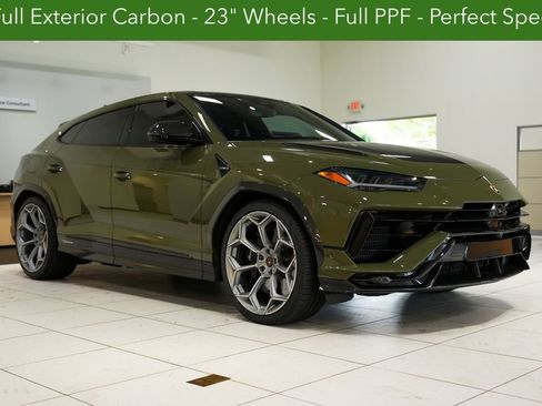 Used 2023 Lamborghini Urus Performante AWD/4WD image 27