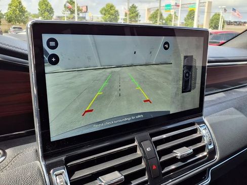 Certified 2023 Lincoln Navigator Reserve RWD image 12