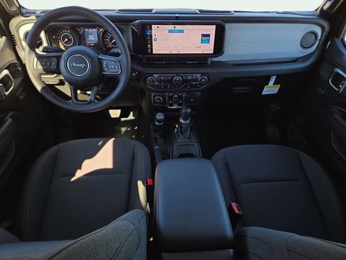 New 2025 Jeep Gladiator Sport image 18