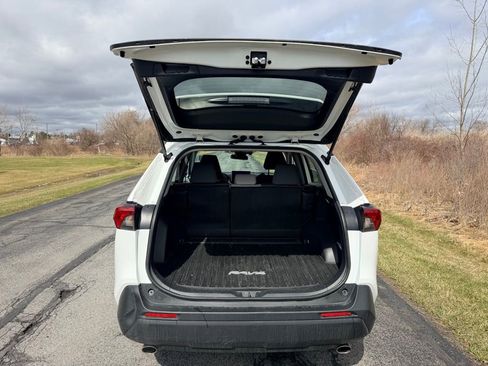 Used 2023 Toyota RAV4 XLE w/ XLE Grade Weather Package image 5