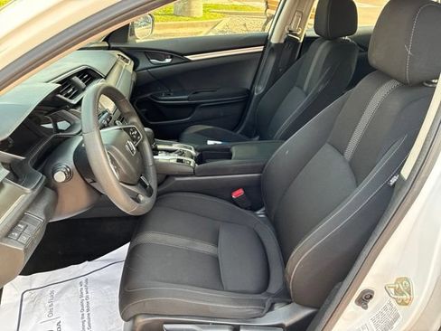 Used 2019 Honda Civic LX image 5