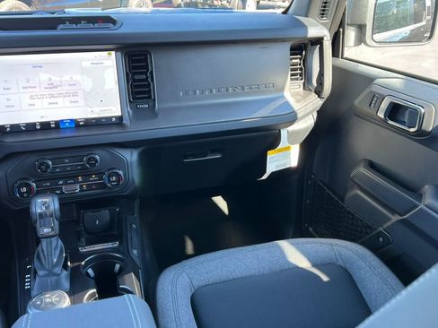 Used 2025 Ford Bronco Big Bend image 28