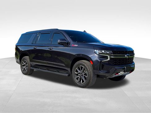 Used 2022 Chevrolet Suburban Z71 w/ Luxury Package AWD/4WD image 30