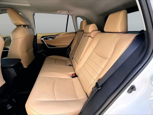 Used 2025 Toyota RAV4 XLE Premium w/ Weather Package FWD image 21