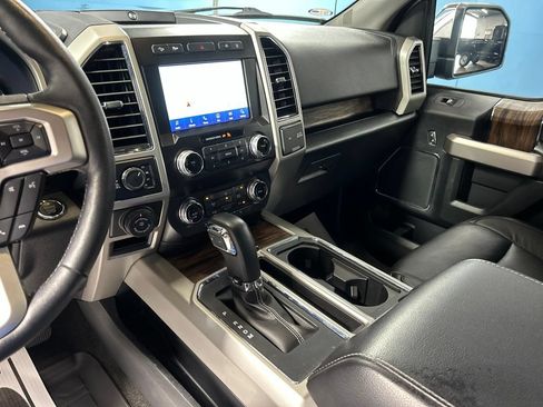 Used 2020 Ford F150 Lariat w/ Equipment Group 502A Luxury AWD/4WD image 26