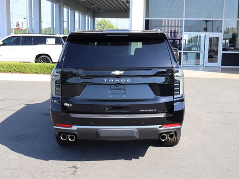 Used 2025 Chevrolet Tahoe Premier AWD/4WD image 9