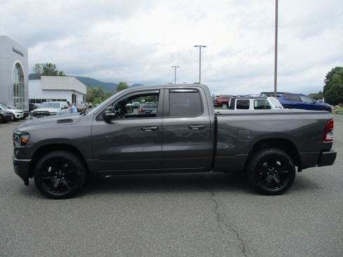 Used 2022 RAM 1500 Big Horn AWD/4WD image 8
