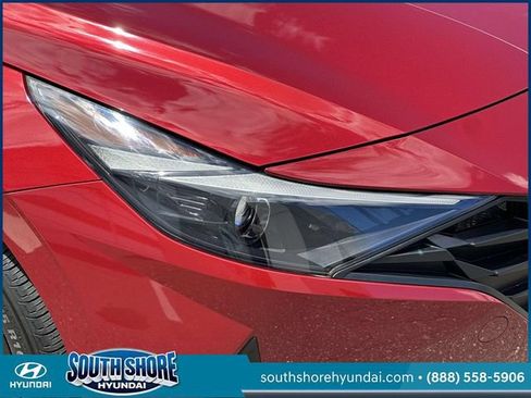 Certified 2023 Hyundai Elantra SEL FWD image 11