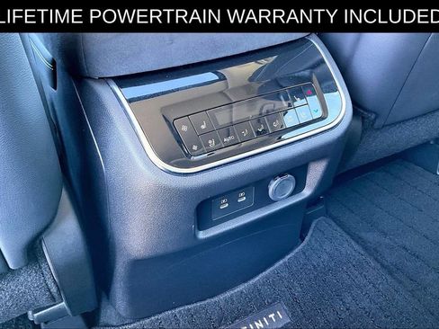 Certified 2025 INFINITI QX80 Sensory image 32
