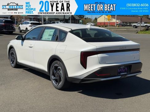 Used 2025 Kia K4 EX image 4