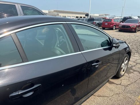 Used 2013 Volvo S60 T5 FWD image 11