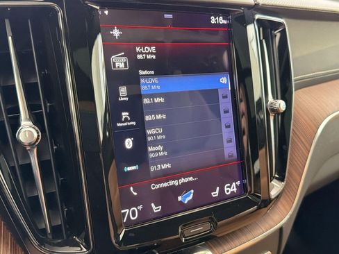 Used 2021 Volvo XC60 T5 Inscription w/ Advanced Package FWD image 23