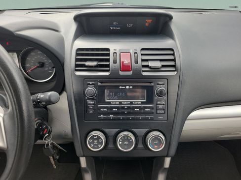 Used 2014 Subaru Forester 2.5i Premium w/ All-Weather Package image 14