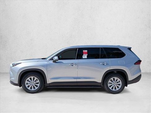New 2026 Toyota Grand Highlander FWD image 5