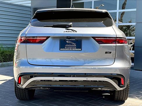 New 2026 Jaguar F-PACE R-Dynamic S image 4