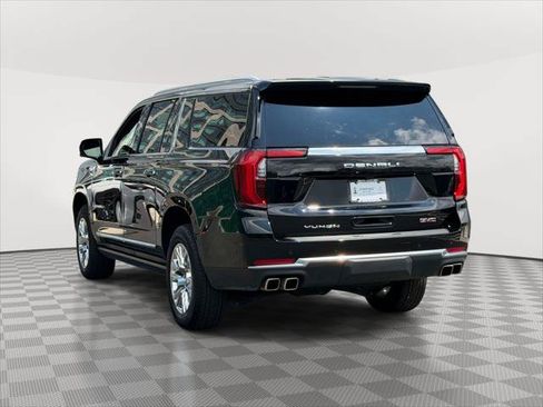 Used 2026 GMC Yukon XL Denali w/ Sun & Power Step Package AWD/4WD image 5