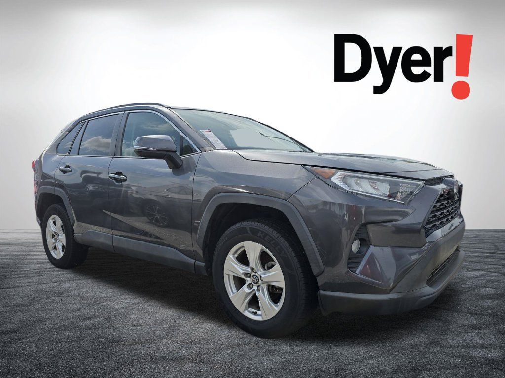 Used 2021 Toyota RAV4 XLE FWD image 2