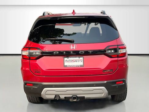 Used 2023 Honda Pilot TrailSport image 6