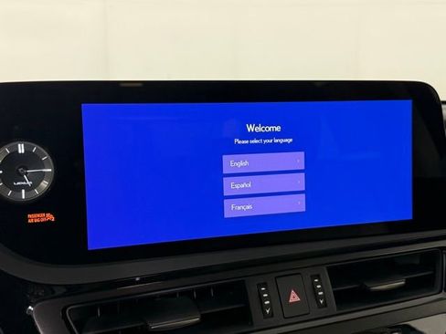 New 2025 Lexus ES 350 w/ Premium Package image 17