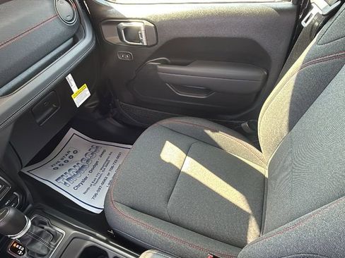 New 2026 Jeep Gladiator Rubicon image 13