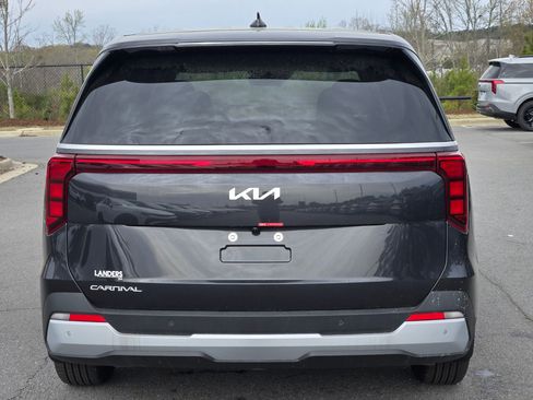 New 2026 Kia Carnival LXS image 6