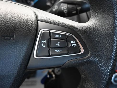 Used 2018 Ford Focus SEL image 29