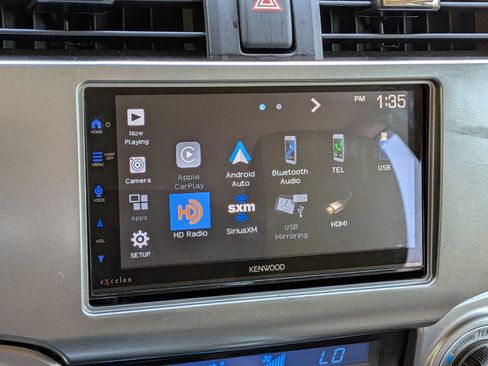 Used 2018 Toyota 4Runner Limited AWD/4WD image 12