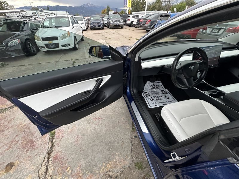 Used 2018 Tesla Model 3 Long Range AWD/4WD image 11