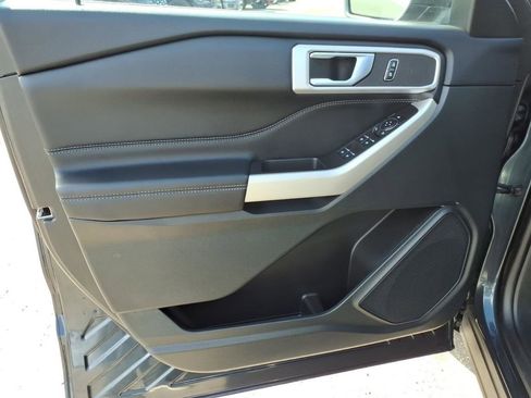 Used 2024 Ford Explorer XLT w/ Equipment Group 202A image 14