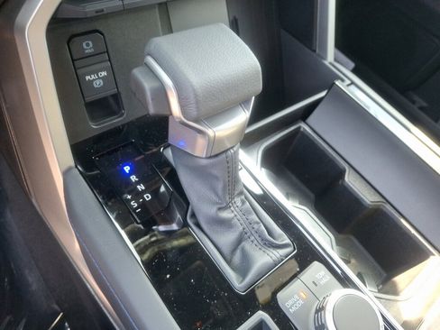 New 2025 Toyota Tundra Platinum AWD/4WD image 12