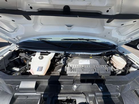 Used 2024 Chevrolet Express 3500 LT w/ LT Preferred Equipment Group image 31