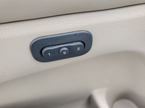 Used 2020 Jeep Grand Cherokee Limited w/ Premium Lighting Group image 10