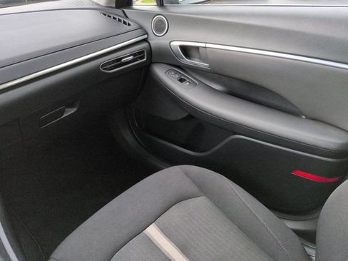 Certified 2023 Hyundai Sonata SEL w/ Preferred Accessory Package FWD image 15