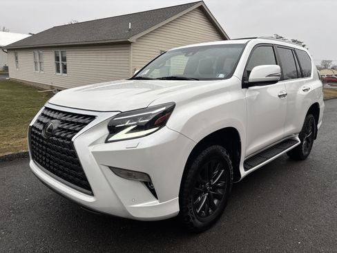 Used 2020 Lexus GX 460 Premium w/ Premium Package image 8