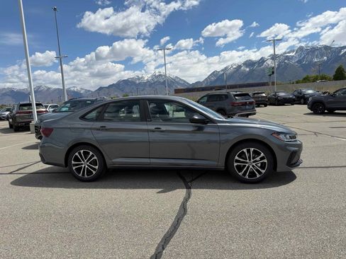 New 2026 Volkswagen Jetta Sport FWD image 8