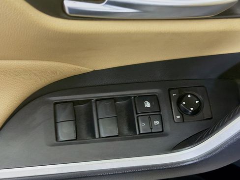 Used 2020 Toyota RAV4 XLE FWD image 15