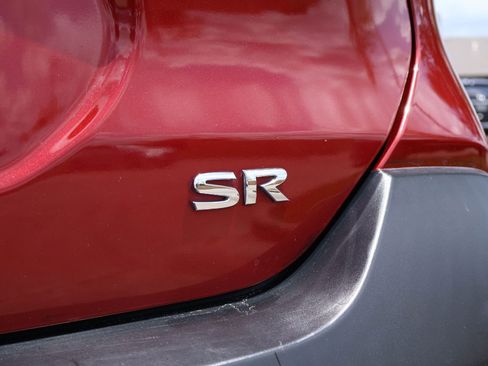 Used 2020 Nissan Kicks SR w/ SR Premium Package image 7